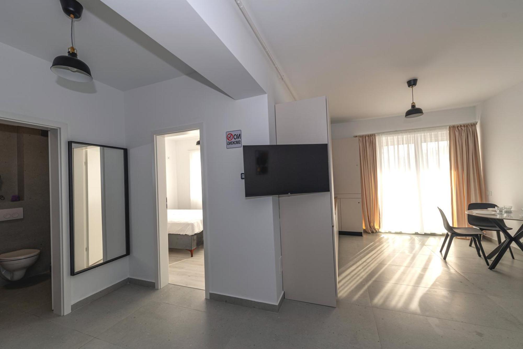 Habitat Aparthotel Chiajna Екстериор снимка